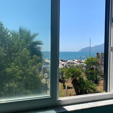 Apartamento Il Viandante Sul Mare Salerno Exterior foto