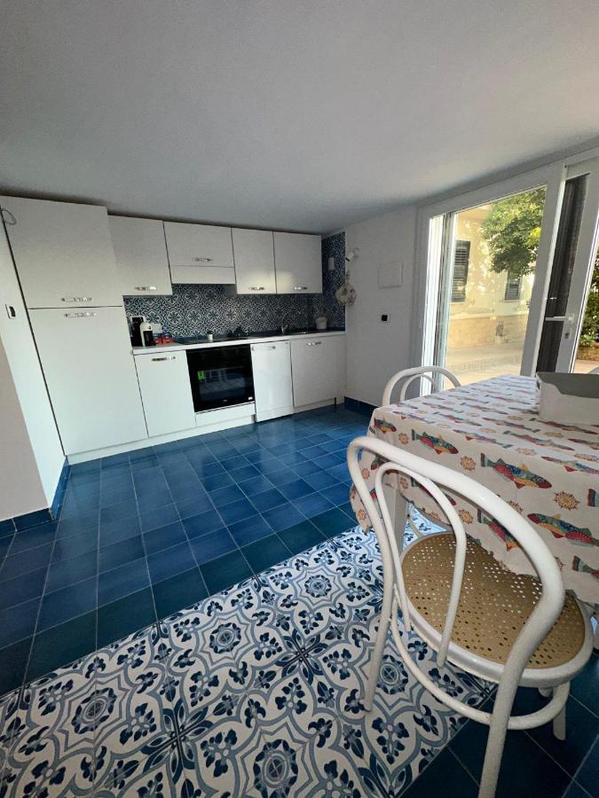 Apartamento Il Viandante Sul Mare Salerno Exterior foto