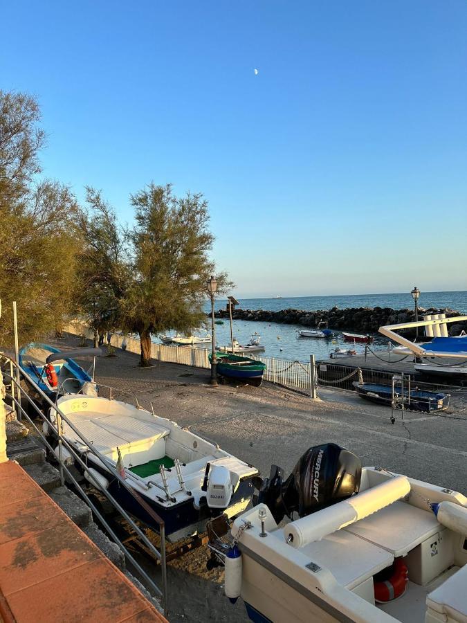 Apartamento Il Viandante Sul Mare Salerno Exterior foto